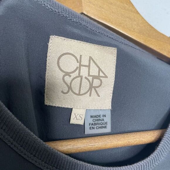 Chaser Women’s Gray 100% Silk Short Sleeve Top Size XS - Picture 5 of 9